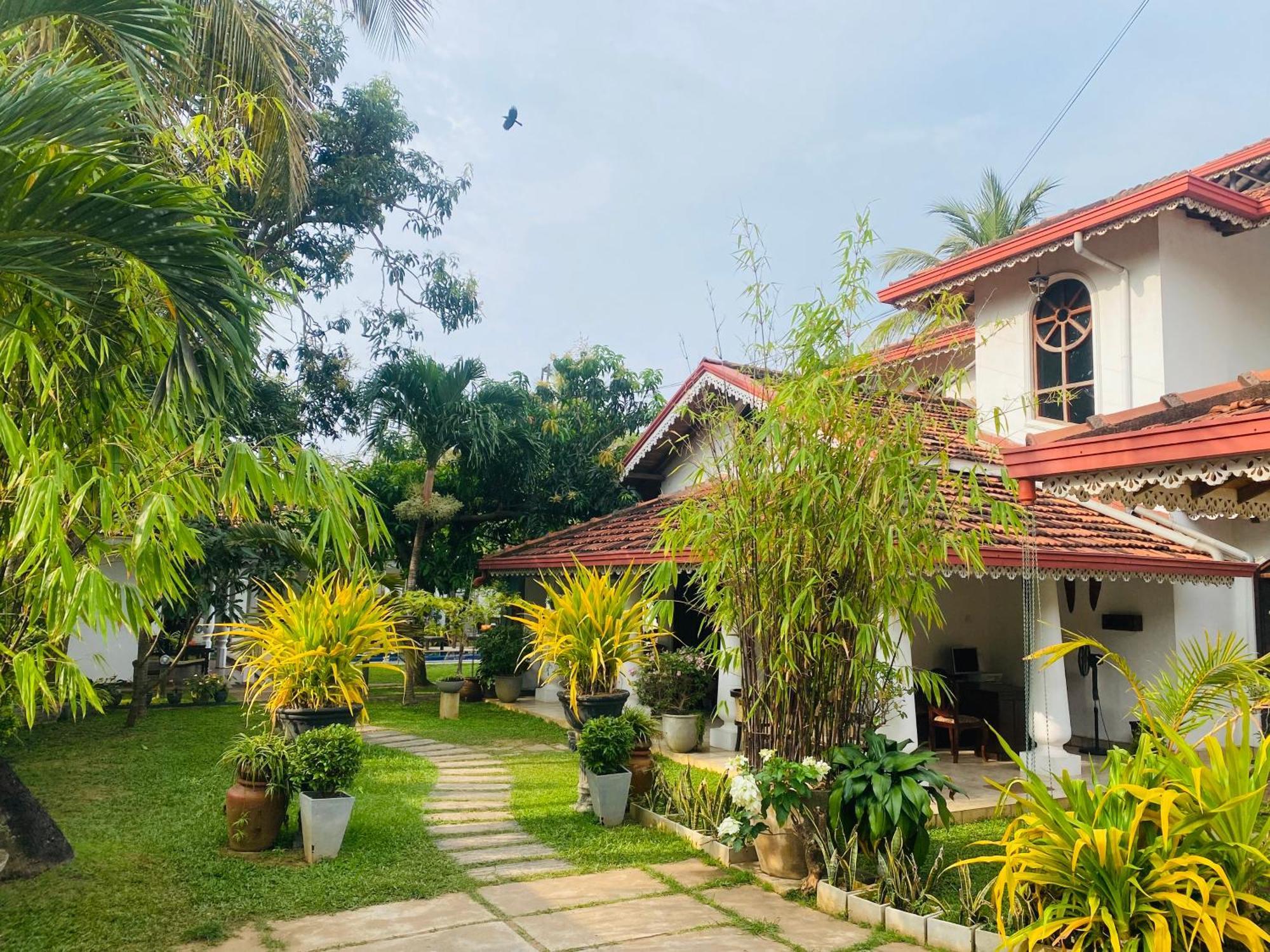 Sujeewani Villa Негомбо Екстер'єр фото