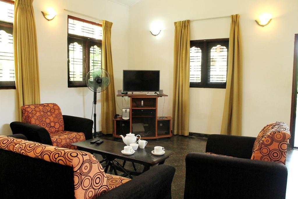 Sujeewani Villa Негомбо Екстер'єр фото